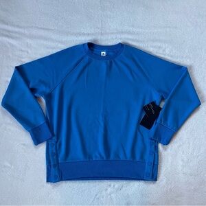 90° degree sweatshirt - size small